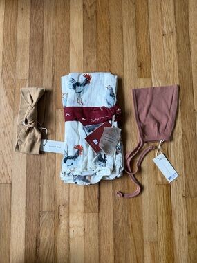 Quincy Mae Accesories and Milkbarn Burp Clothes